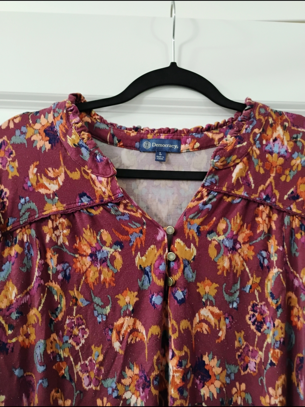 Democracy Burgundy Floral Placement Print Ruffle Boho Peasant Blouse Top Size L - Picture 3 of 6